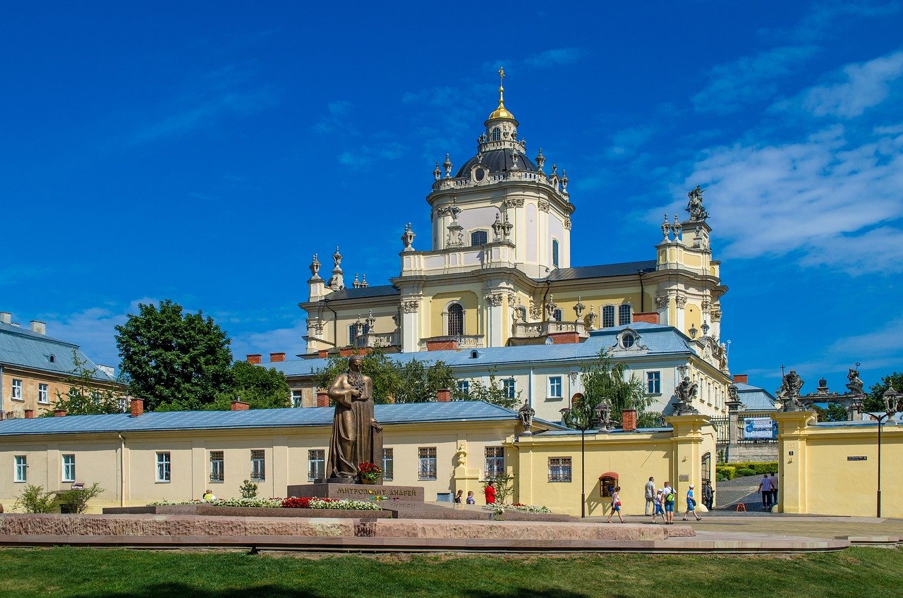 Кава та Сіль. Архітектурні перлини навколо Львова