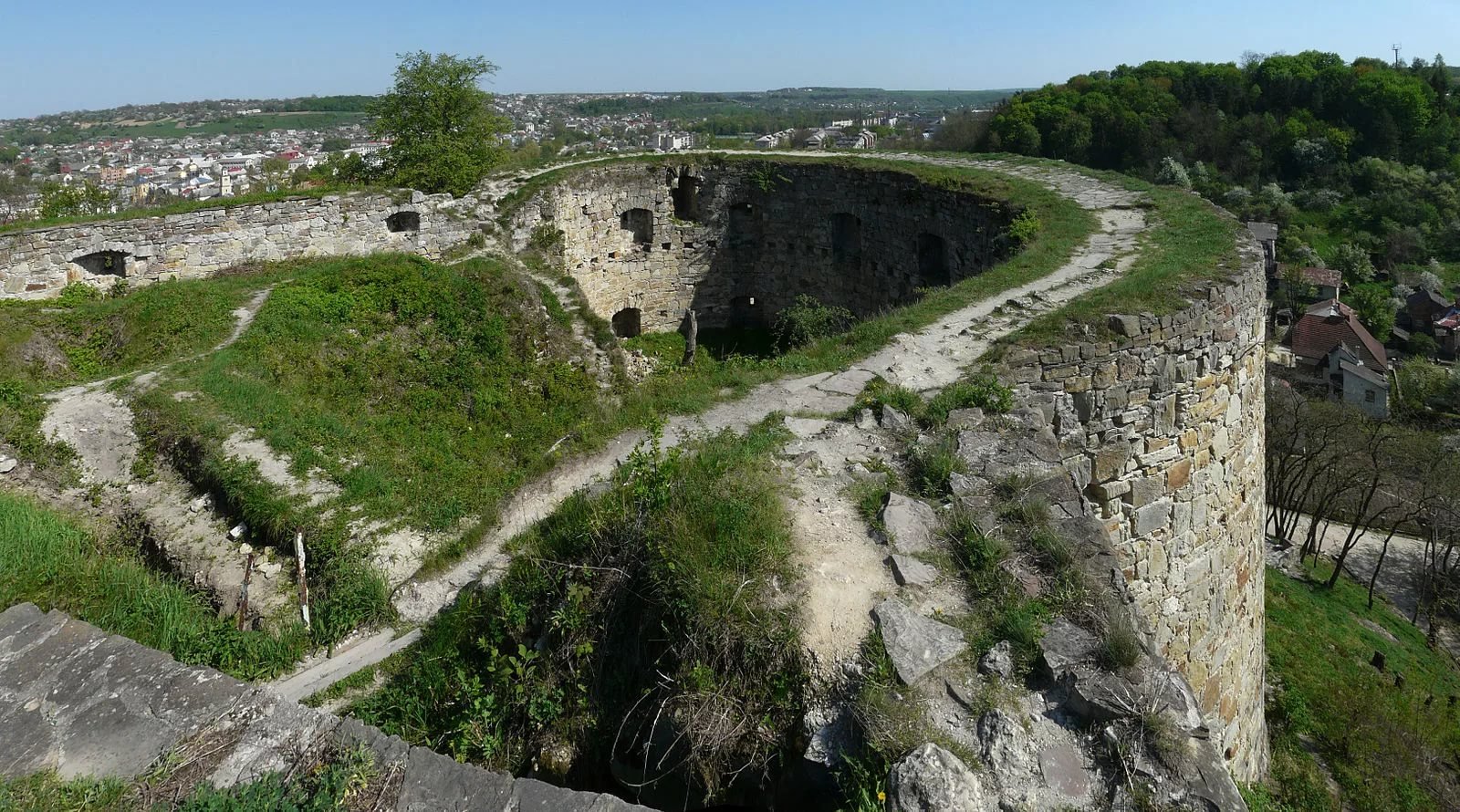 Terra Україна: замки та храми Тернопілля